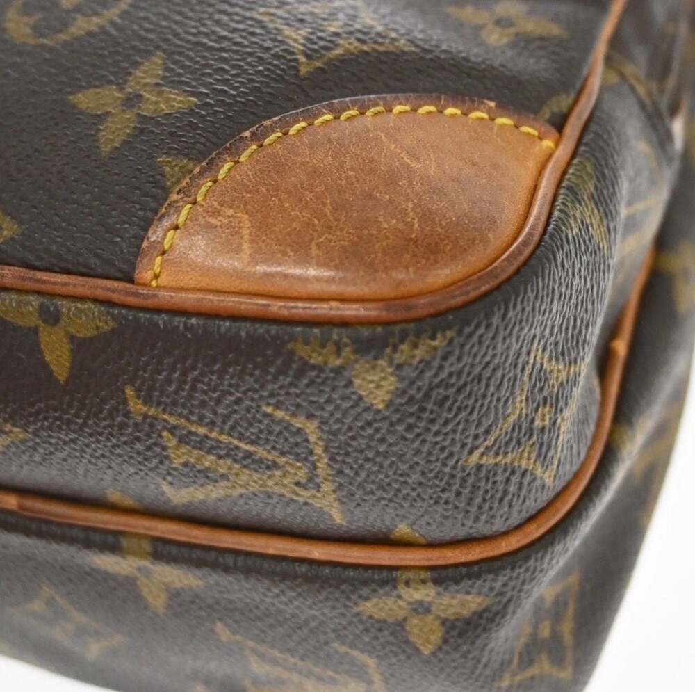 Louis Vuitton Monogram Amazone M45236 Crossbody Bag - Picture 4 of 16